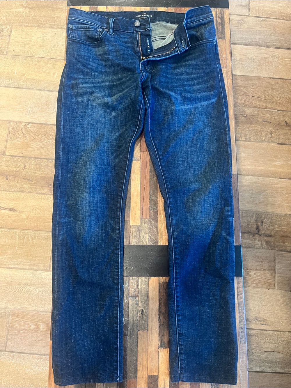 Lucky Brand Men's Straight Jeans in Deep Indigo Blue
